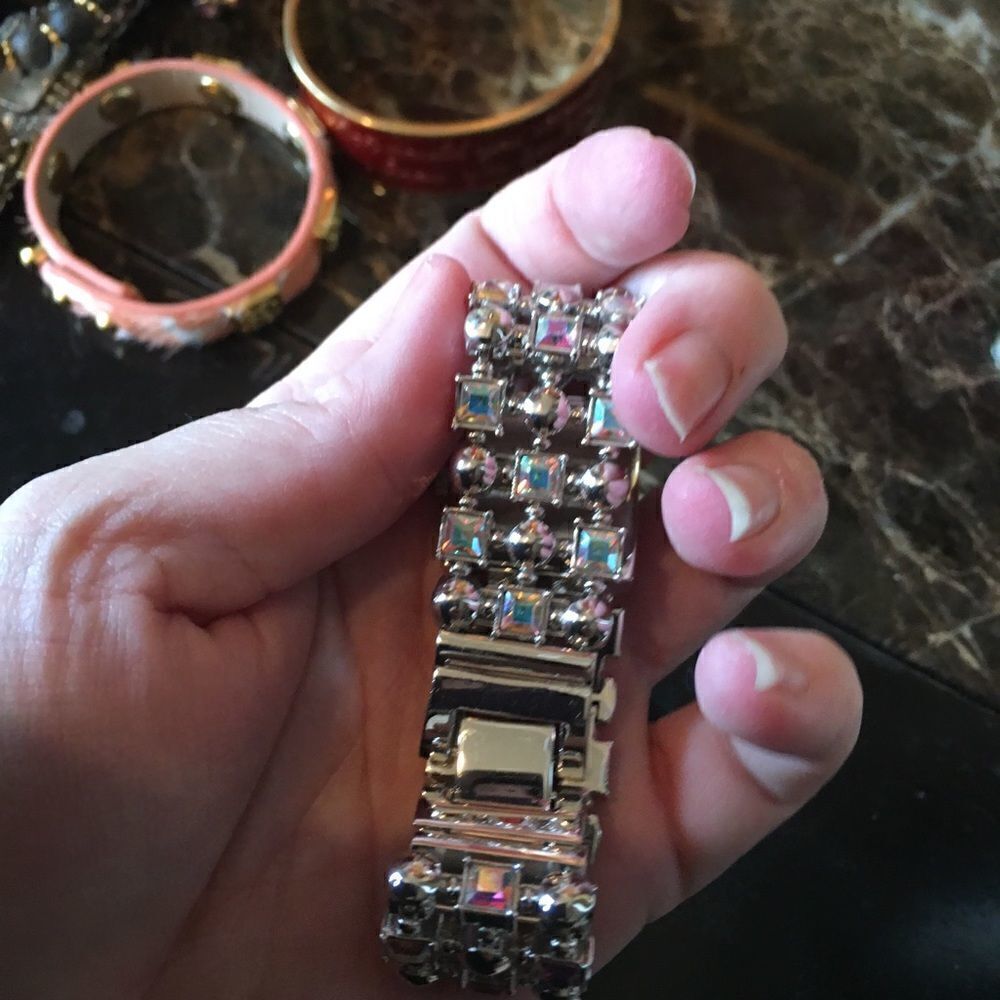 CRYSTAL N Pink Cache Watch - Picture 3 of 3